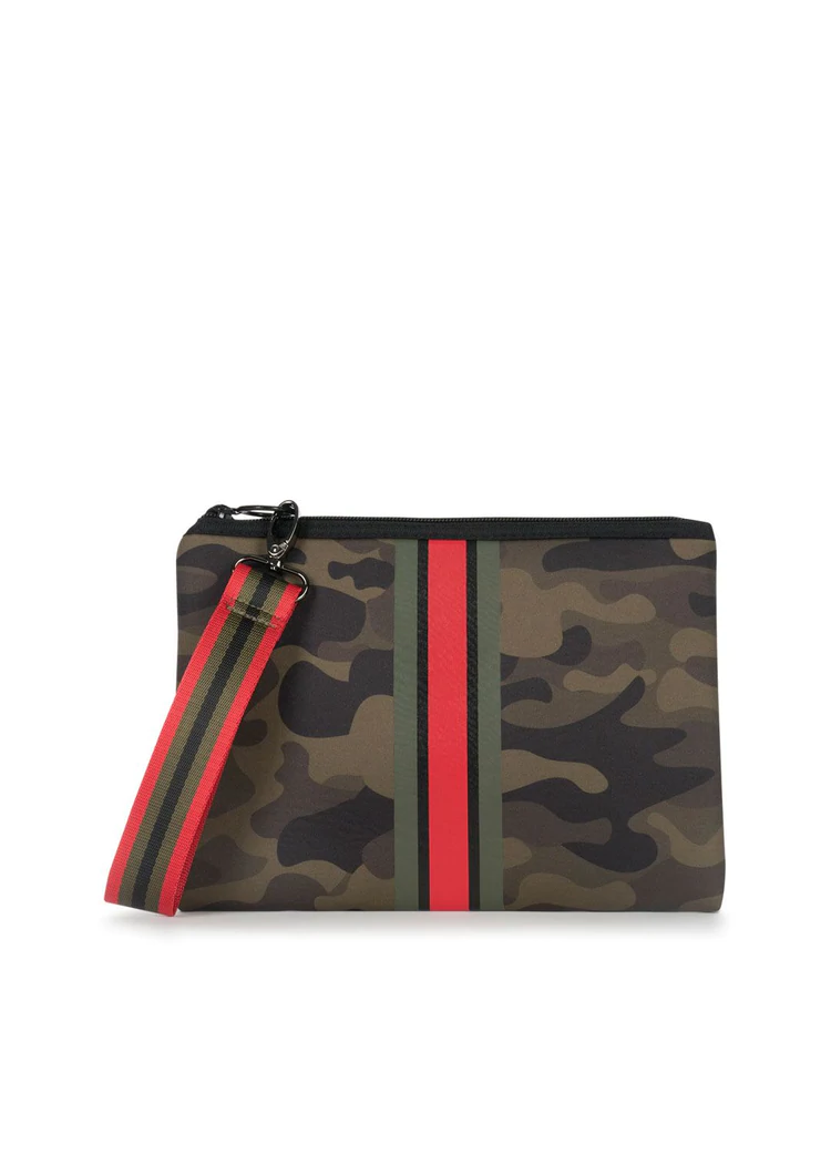 HAUTE SHORE Beth Clutch in Soho