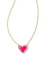KENDRA SCOTT DESIGN Ari Heart Gold Pendant Necklace in Neon Pink Magnesite