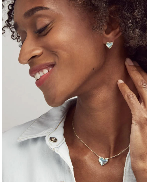 Kendra Scott Ari Heart Gold Pendant 