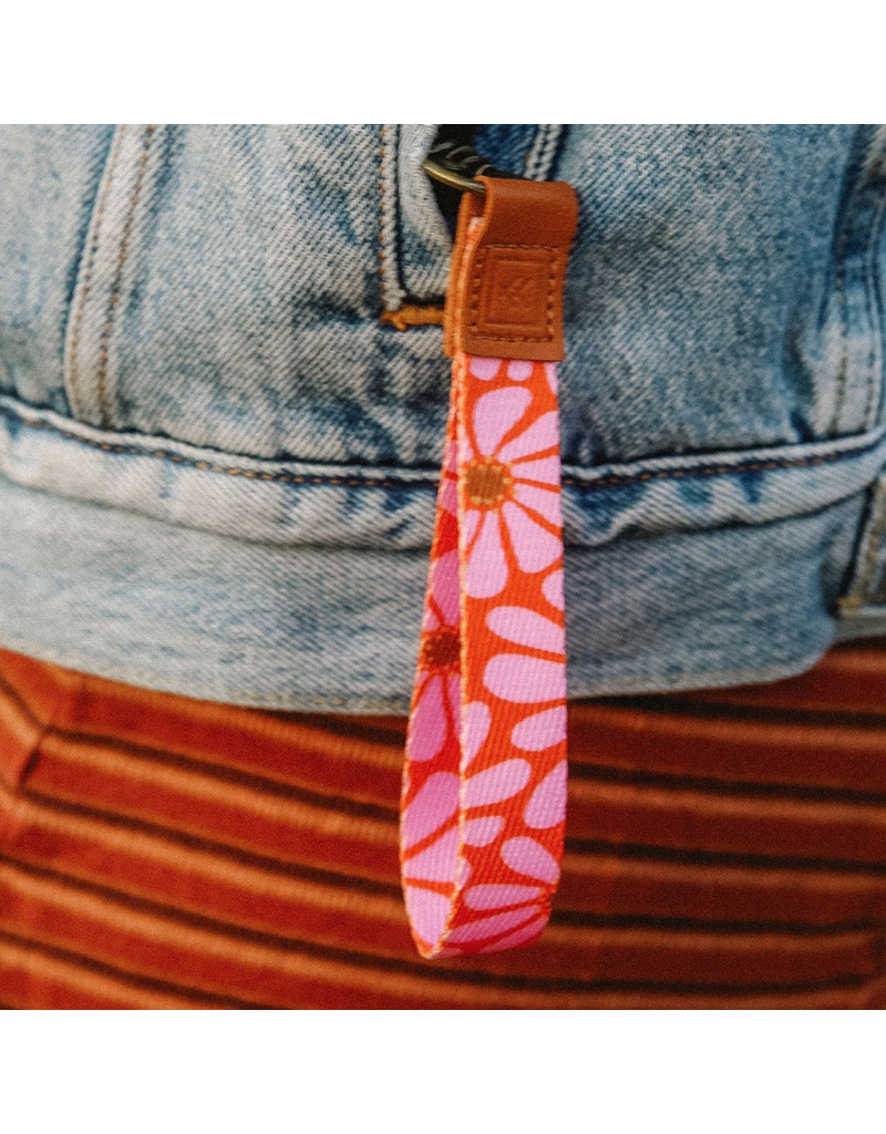 THREAD WALLETS Wrist Lanyard in Emmeline