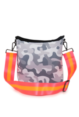 HAUTE SHORE Jeri Crossbody in Rise