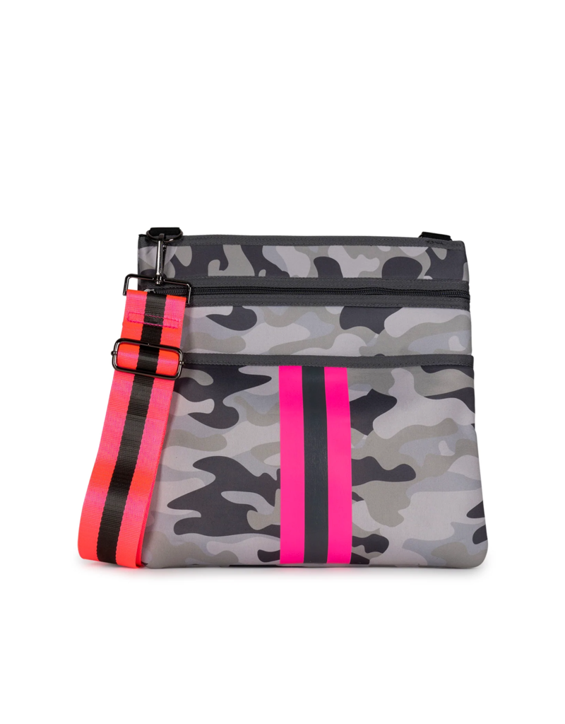 HAUTE SHORE Peyton Crossbody in Cairo