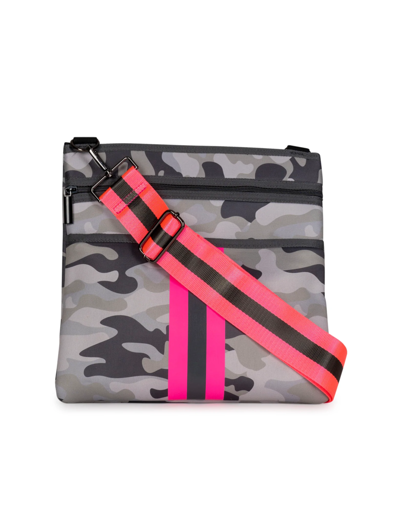 HAUTE SHORE Peyton Crossbody in Cairo