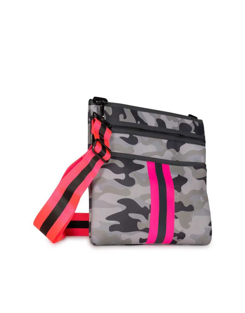 HAUTE SHORE Peyton Crossbody in Cairo