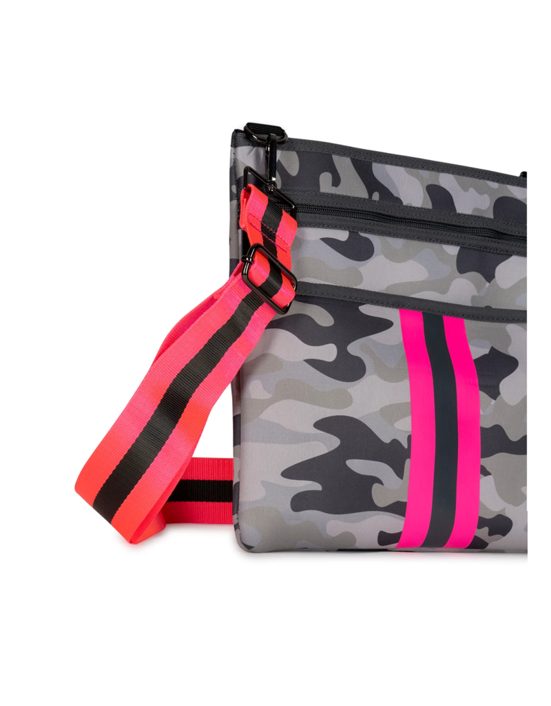 HAUTE SHORE Peyton Crossbody in Cairo