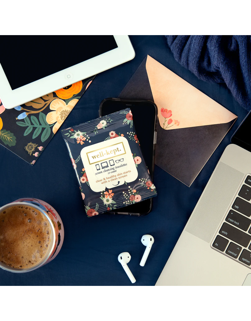 WELL KEPT Screen Cleansing Towelettes in Katie