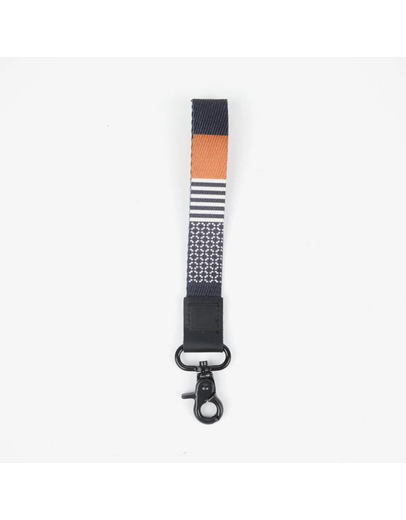 THREAD WALLETS Wrist Lanyard in Sanders