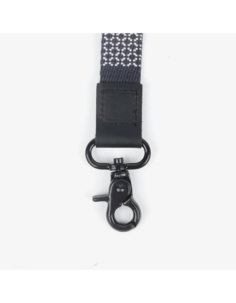 THREAD WALLETS Wrist Lanyard in Sanders