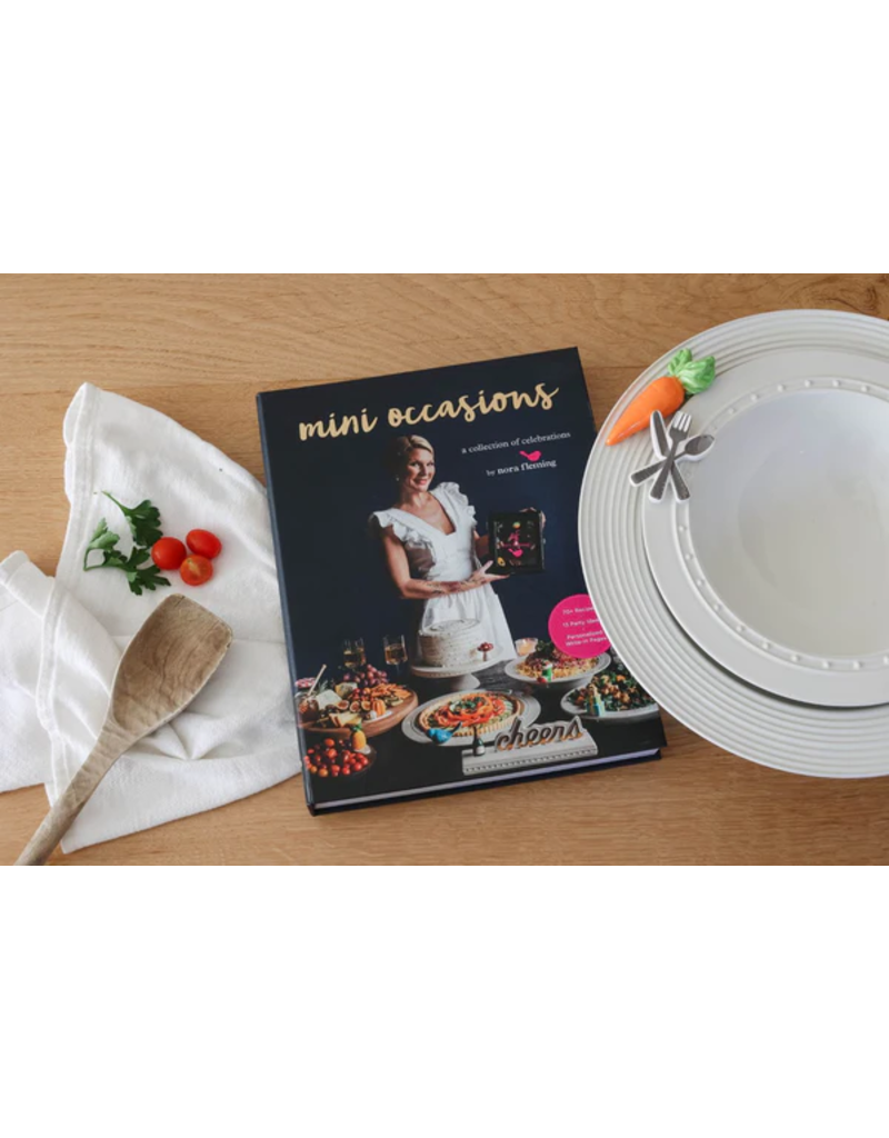 NORA FLEMING Pinstripes Biggie Bowl