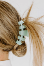 TELETIES Medium Classic Claw Hair Clip in Tortoise