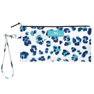SCOUT Kate Wristlet in Cool Cat