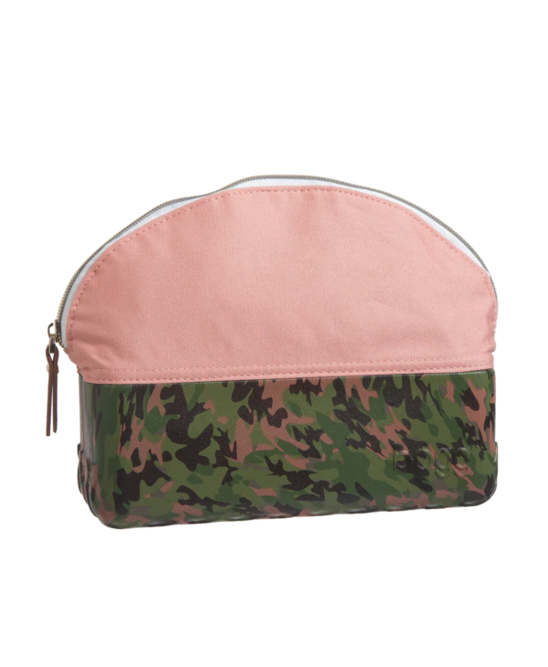 Beauty and the Bogg Cosmetic Bag in GREEN CAMO