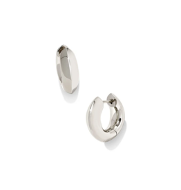 KENDRA SCOTT DESIGN Mikki Metal Huggie Earrings in Silver