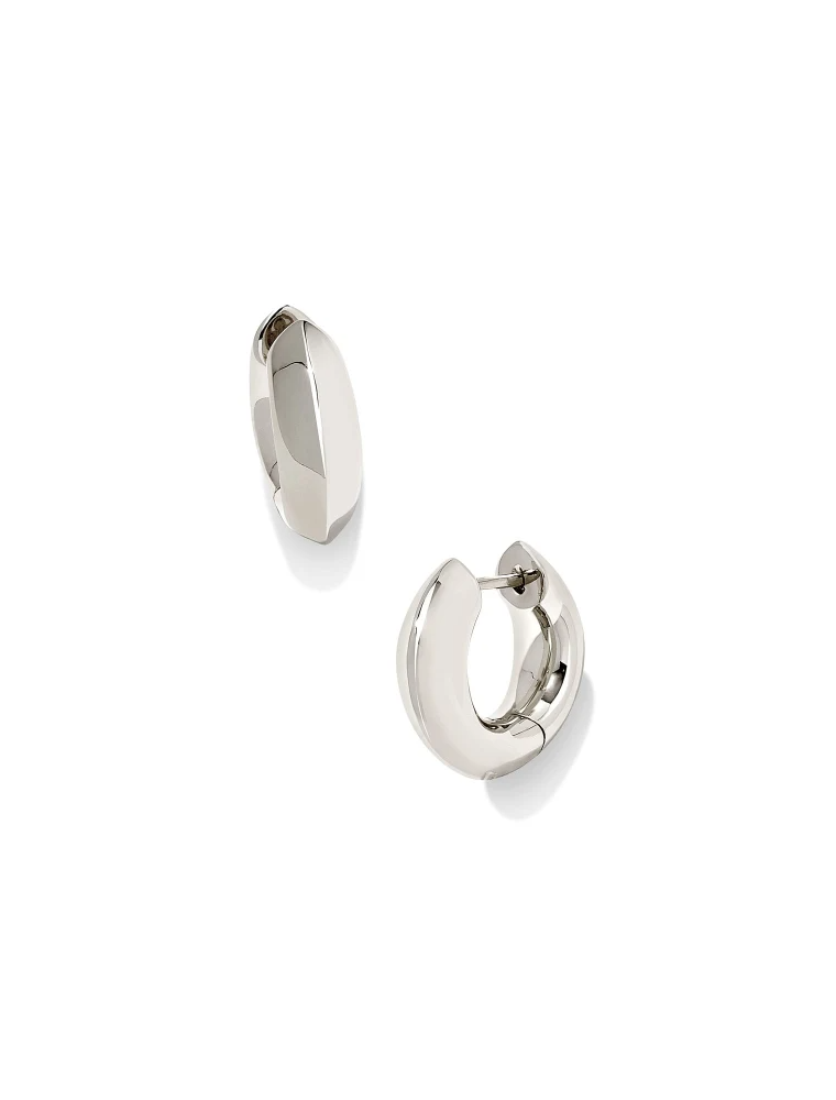 KENDRA SCOTT DESIGN Mikki Metal Huggie Earrings in Silver