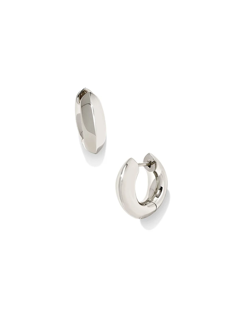 KENDRA SCOTT DESIGN Mikki Metal Huggie Earrings in Silver