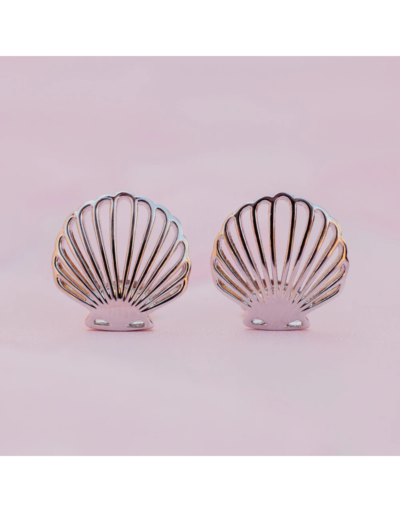 PURA VIDA Delicate Shell Stud Earrings