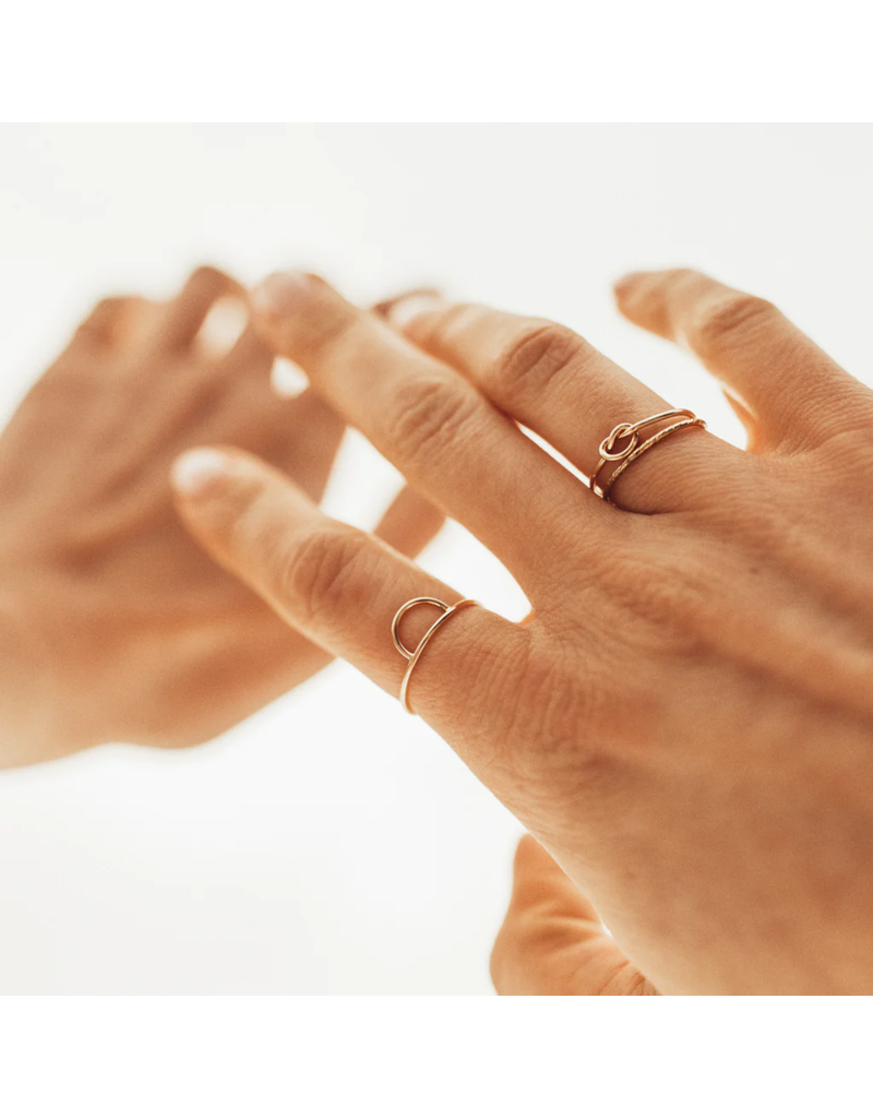 MADE BY MARY Knot Ring