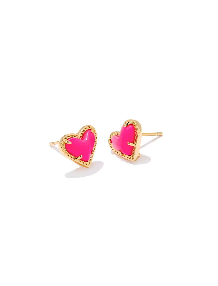 KENDRA SCOTT DESIGN Ari Heart Gold Stud Earrings in Neon Pink Magnesite