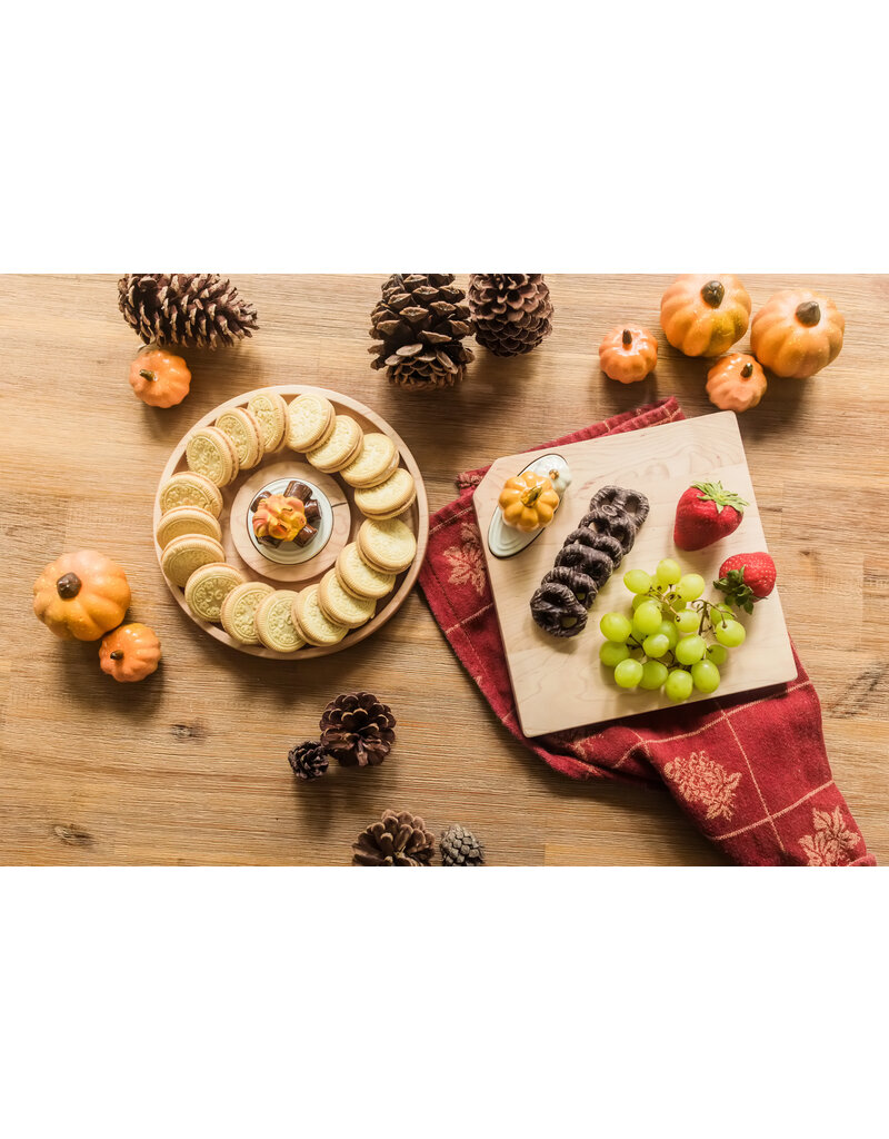 NORA FLEMING Pinstripes Maple Cracker Round