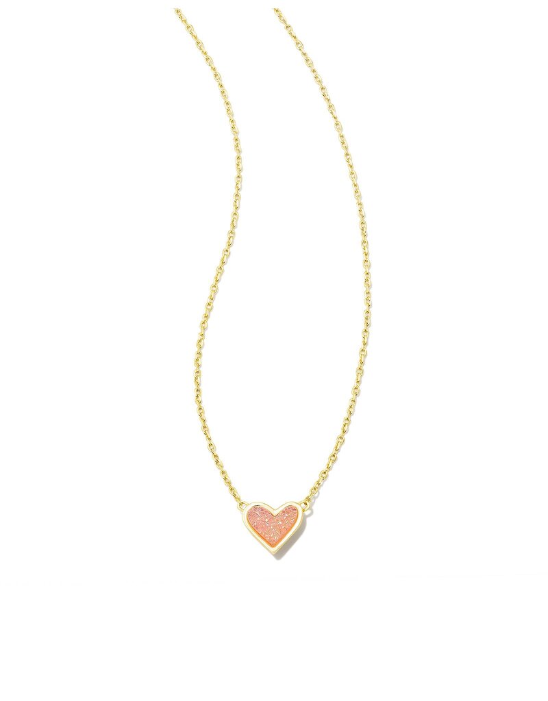 KENDRA SCOTT DESIGN Framed Ari Heart Gold Short Pendant Necklace in Light Pink Drusy