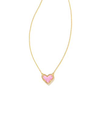 KENDRA SCOTT DESIGN Ari Heart Gold Pendant Necklace in Bubblegum Pink Kyocera Opal