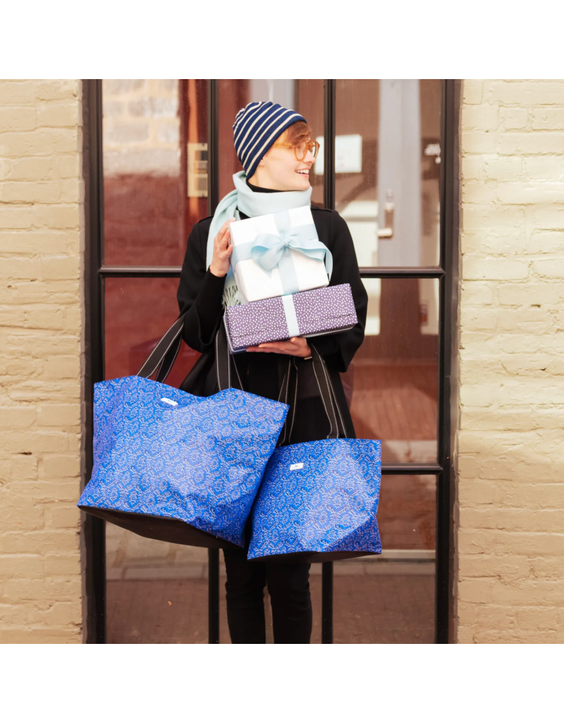 SCOUT Weekender Travel Bag in Merci Beau Blue