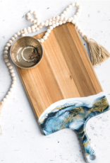 LYNN & LIANA SERVEWARE Large Acacia Cheese Board in Sapphire Sky
