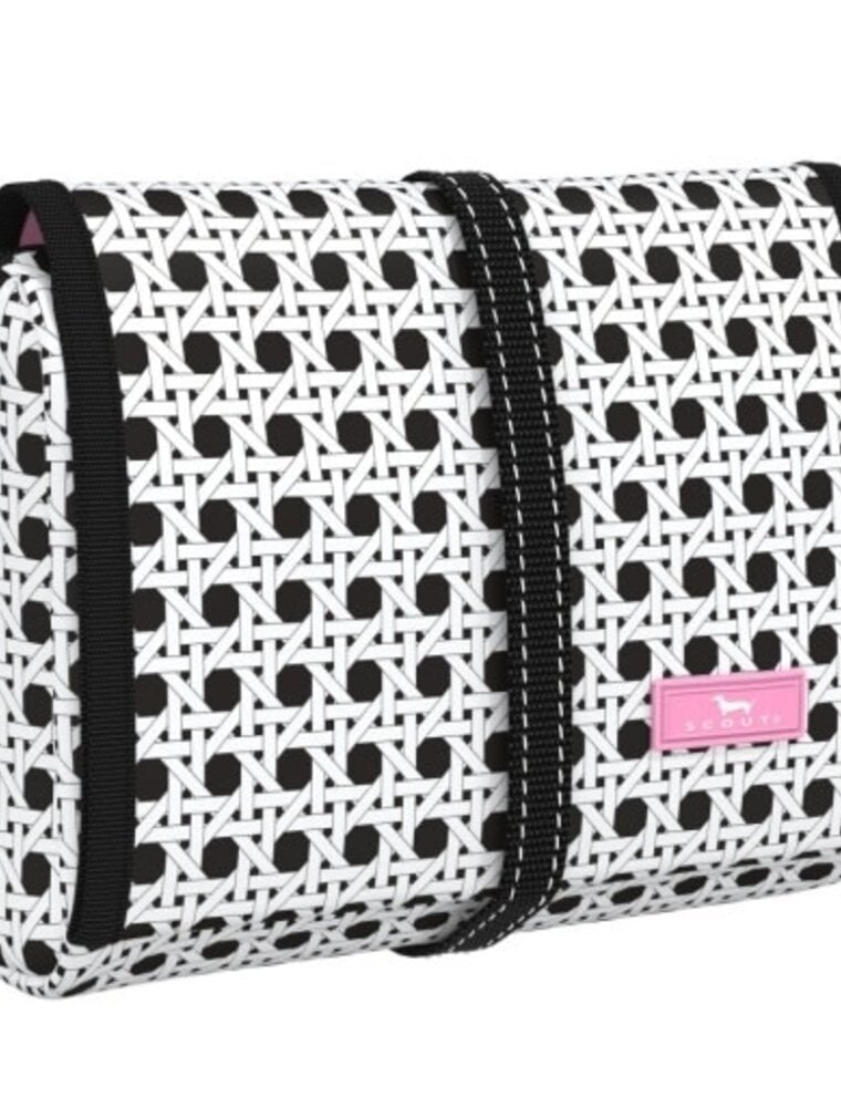 SCOUT Beauty Burrito Hanging Toiletry Bag in Cane Fonda