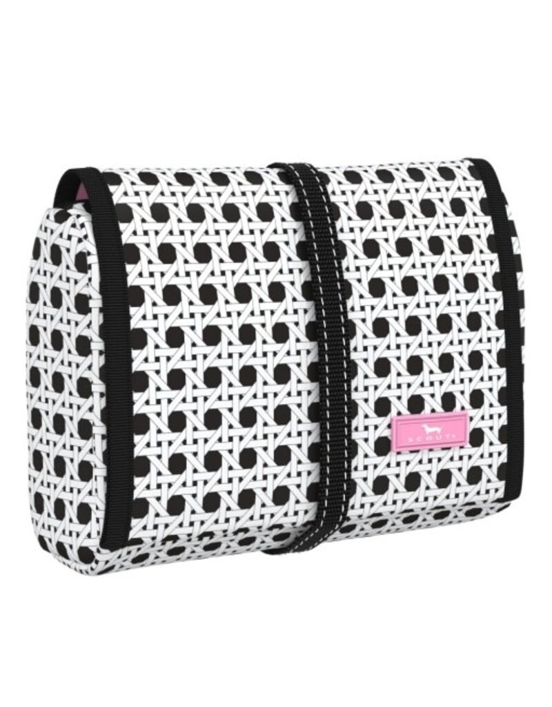 SCOUT Beauty Burrito Hanging Toiletry Bag in Cane Fonda