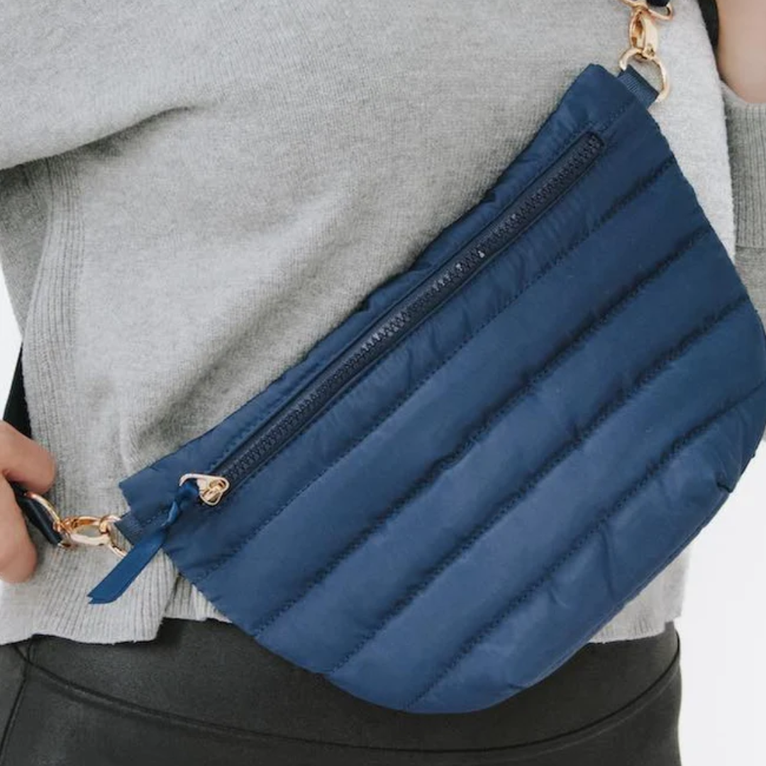 PRETTY SIMPLE Jolie Puffer Belt Bag in Navy