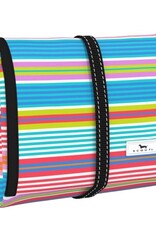 SCOUT Beauty Burrito Hanging Toiletry Bag in Fruit Of Tulum SCOUT Beauty Burrito Hanging Toiletry Bag in Fruit Of Tulum