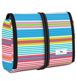 SCOUT Beauty Burrito Hanging Toiletry Bag in Fruit Of Tulum