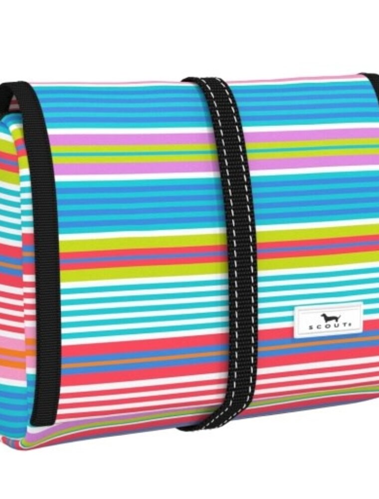 SCOUT Beauty Burrito Hanging Toiletry Bag in Fruit Of Tulum