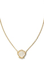 KENDRA SCOTT DESIGN Brynne Gold Shell Short Pendant Necklace in Ivory Mother-of-Pearl