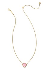 KENDRA SCOTT DESIGN Brynne Gold Shell Short Pendant Necklace in Blush Ivory Mother-of-Pearl KENDRA SCOTT DESIGN Brynne Gold Shell Short Pendant Necklace in Blush Ivory Mother-of-Pearl