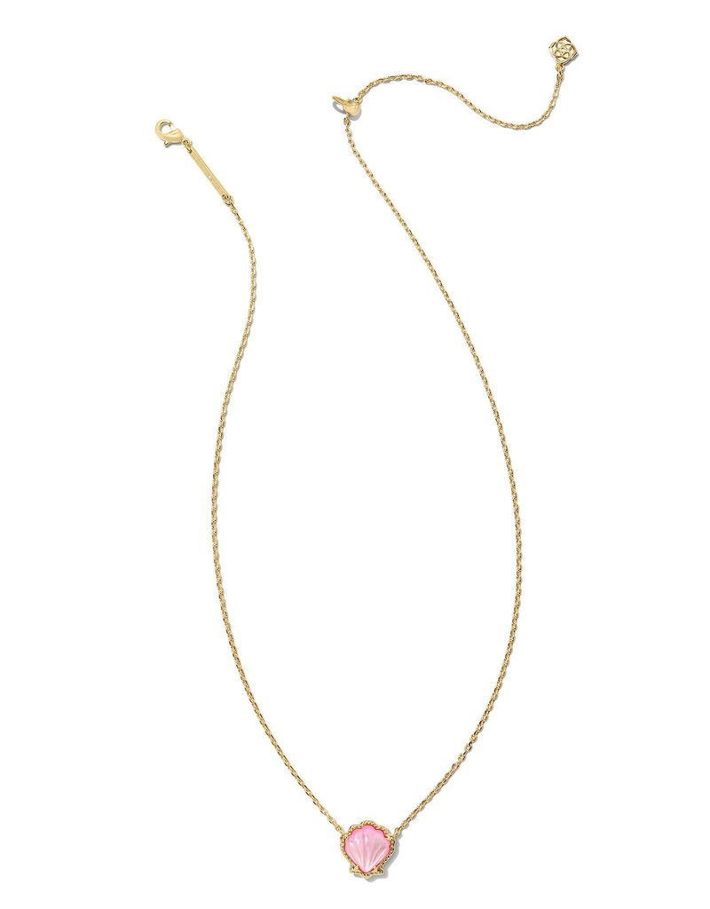 KENDRA SCOTT DESIGN Brynne Gold Shell Short Pendant Necklace in Blush Ivory Mother-of-Pearl