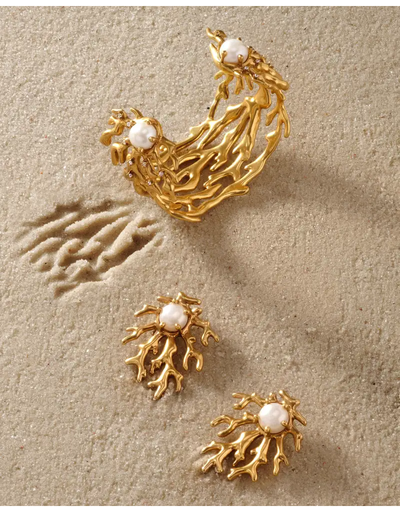 KENDRA SCOTT DESIGN Shea Statement Stud Earrings in Vintage Gold