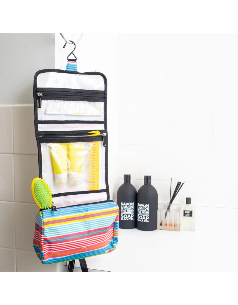 SCOUT Beauty Burrito Hanging Toiletry Bag in Fruit Of Tulum