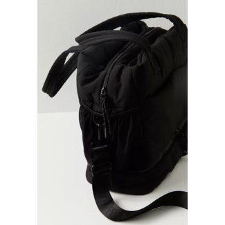 FREE PEOPLE MOVEMENT MVP Duffle Bag in Black