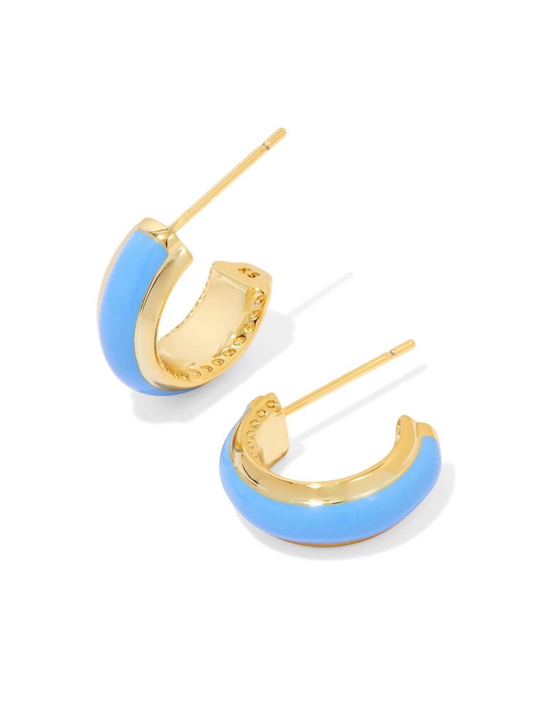 KENDRA SCOTT DESIGN Ainsley Gold Huggie Earrings in Light Blue Enamel