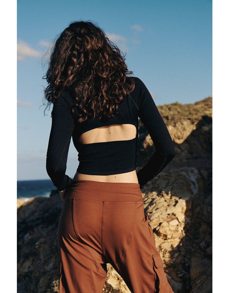 FREE PEOPLE MOVEMENT Bail Out Long Sleeve Layer in Black