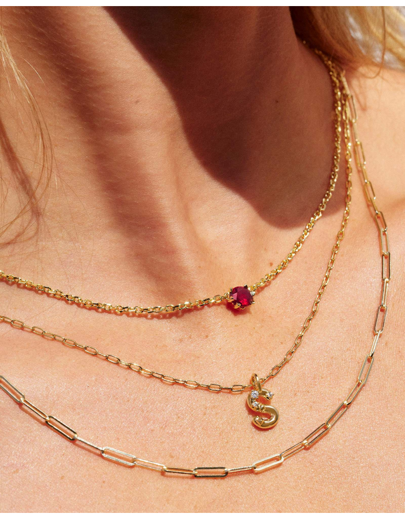 KENDRA SCOTT DESIGN Cailin Gold Pendant Necklace in Red Crystal