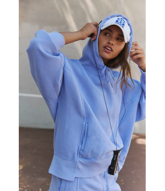 FREE PEOPLE MOVEMENT Sprint To The Finish Hoodie in Blueberry
