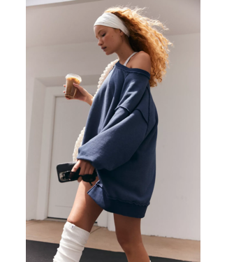 FREE PEOPLE MOVEMENT One To Beat Pullover in Midnight Navy