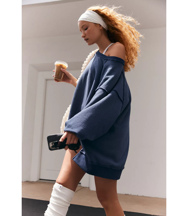 One To Beat Pullover in Midnight Navy