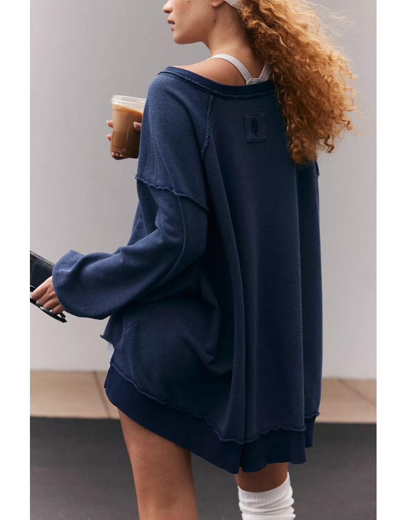 FREE PEOPLE MOVEMENT One To Beat Pullover in Midnight Navy