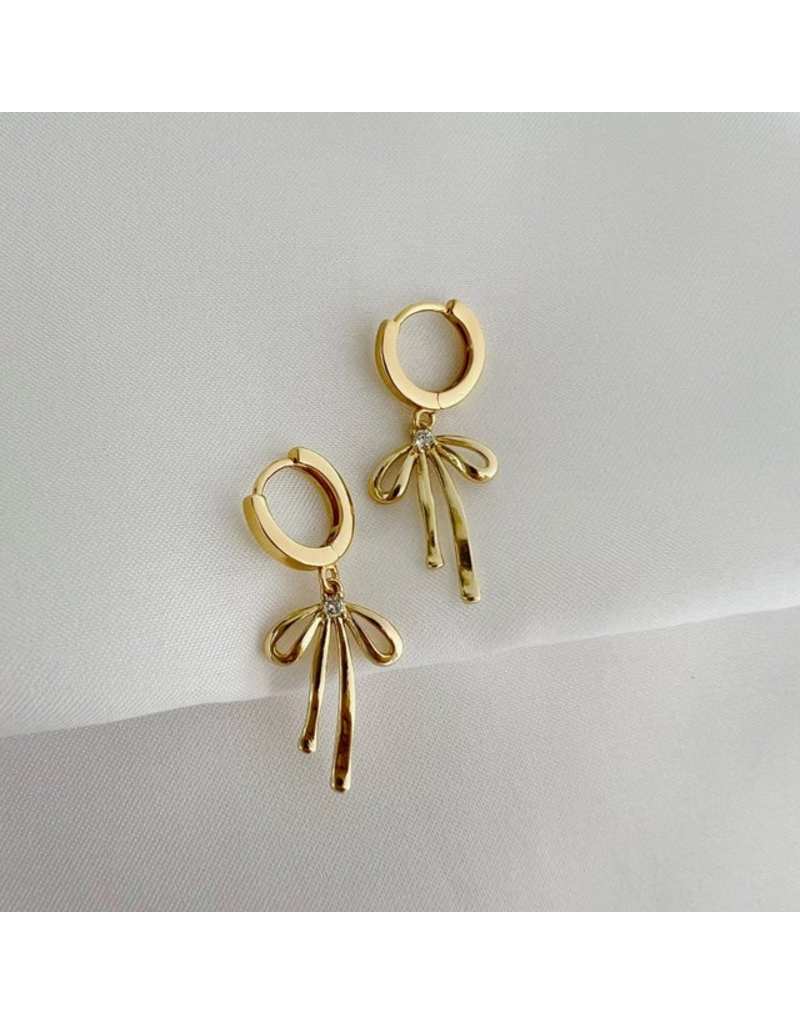 TRUE BY KRISTY Bow Huggie Hoops in Gold