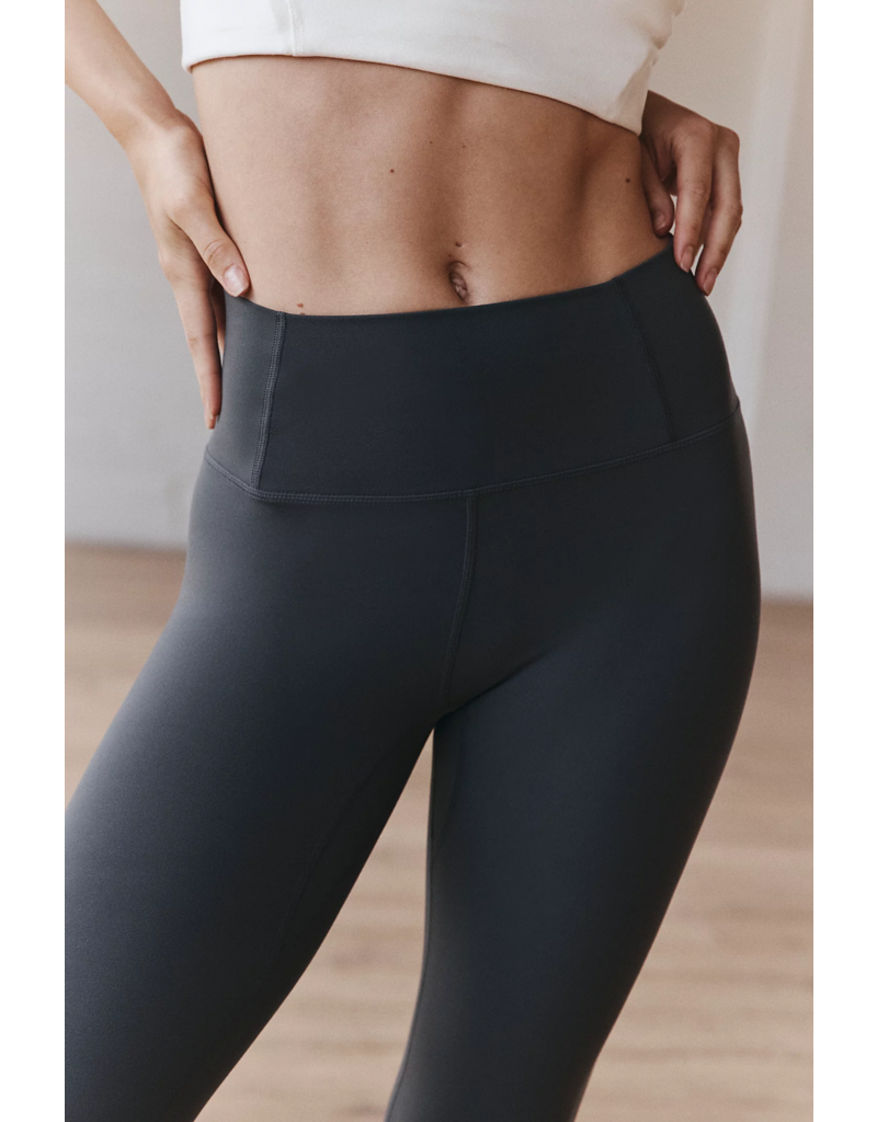 FREE PEOPLE MOVEMENT Never Better Leggings in Dark Shadow