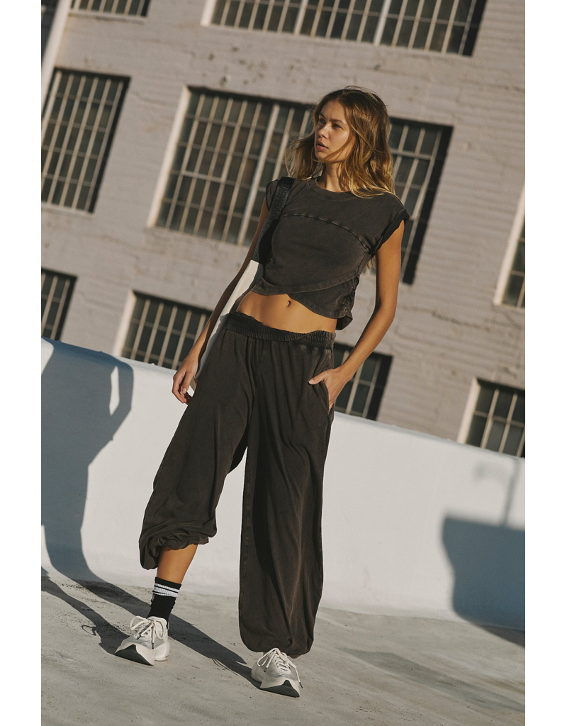 FREE PEOPLE MOVEMENT Hot Shot Crossover Set in Black