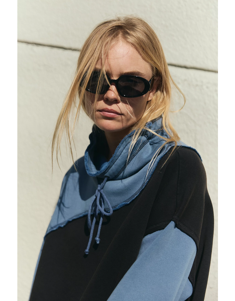FREE PEOPLE MOVEMENT Home Stretch Colorblock Pullover in Black Skyline Combo